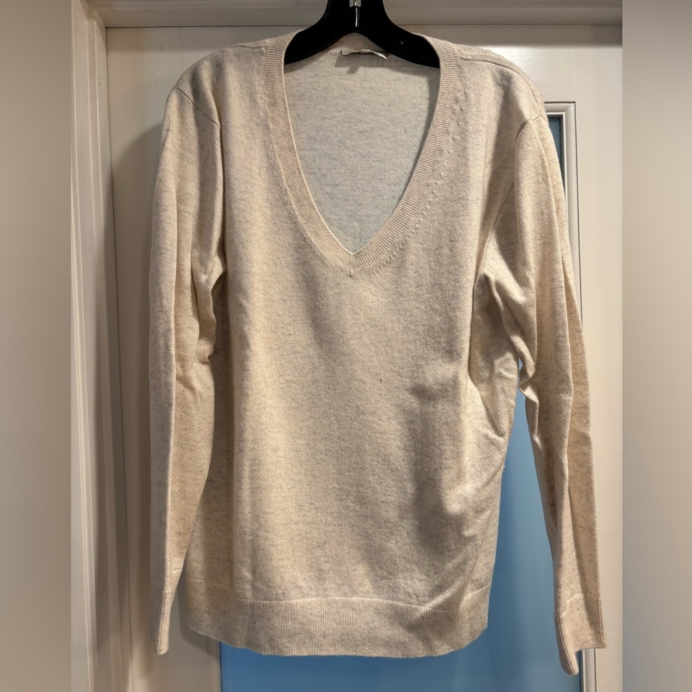 Vince Women’s Cream V-Neck Sweater